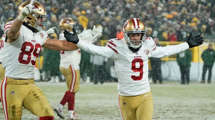 San Francisco 49ers' Robbie Gould celebrates after making the game-winning field goal during the second half of an NFC divisional playoff NFL football game against the Green Bay Packers Saturday, Jan. 22, 2022, in Green Bay, Wis. The 49ers won 13-10 to advance to the NFC Chasmpionship game.